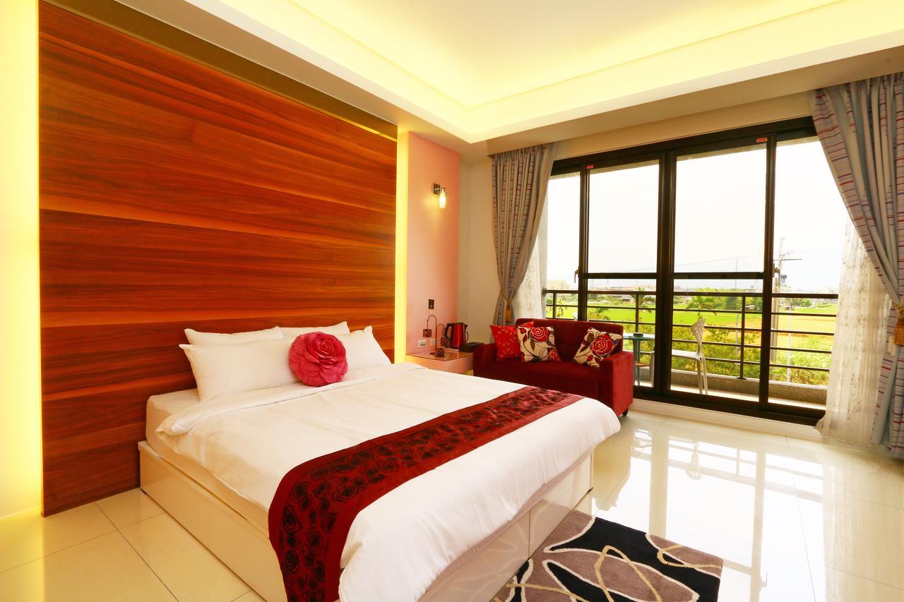 Sakura Love River Bed And Breakfast Дуншань Экстерьер фото